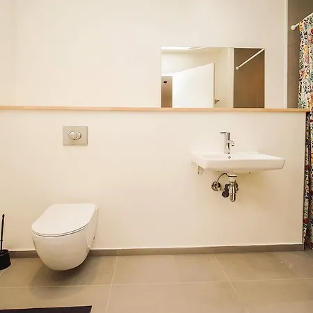 Two-bedroom In 2 *