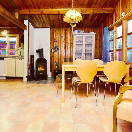 Hébergement de vacances Two-bedroom In 2